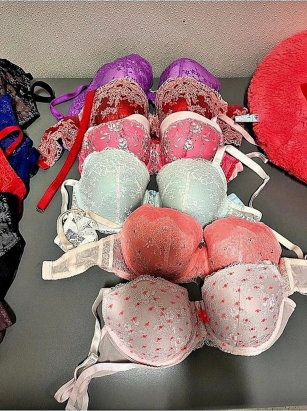 Victoria's Secret Lace Bras Pink & Black